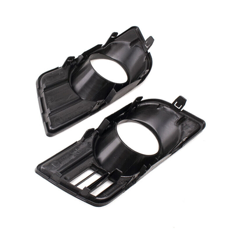 Front fog light bezel trim covers for Suzuki for Swift 2007, 2008, 2009, and 2010 models.