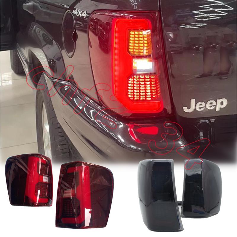 A pair of LED left and right LED taillight assemblies for Jeep Grand Cherokee 1999-04