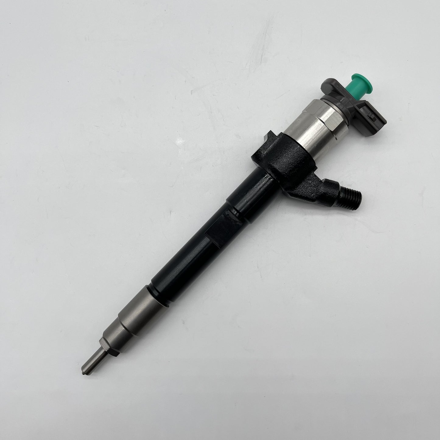 New Fuel Injector 1465A367 295050-0890 DCRI300890 Fit for Mitsubishi L200