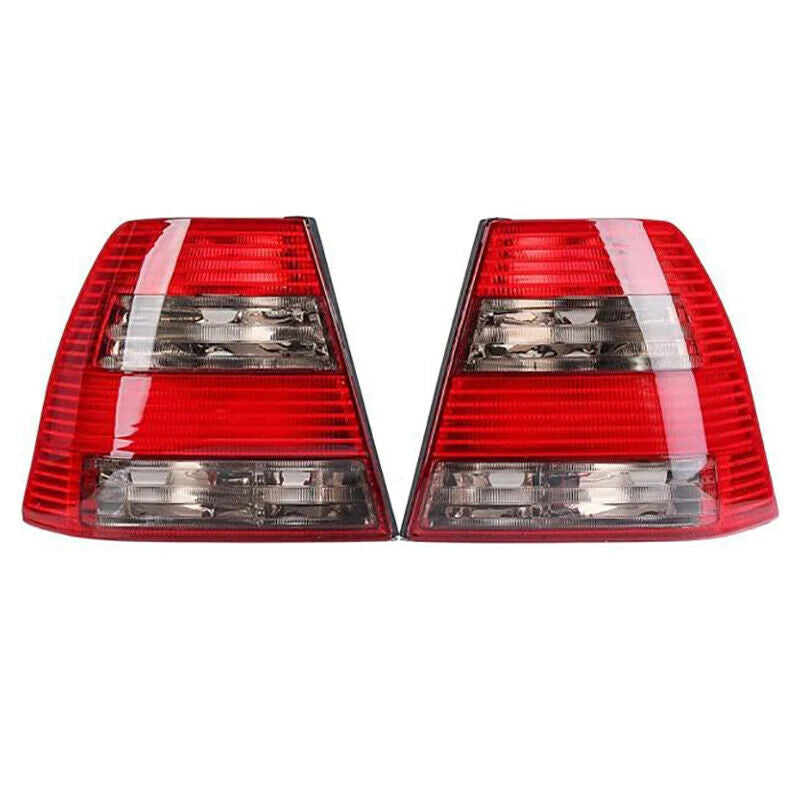 A pair of taillights without bulbs are suitable for Volkswagen for Jetta MK4 GLI Sedan 2002-2007.