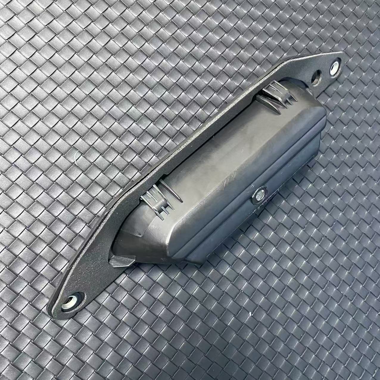 Molded tailgate for Ford Kuga 2 II MK2 ST series 2017-19