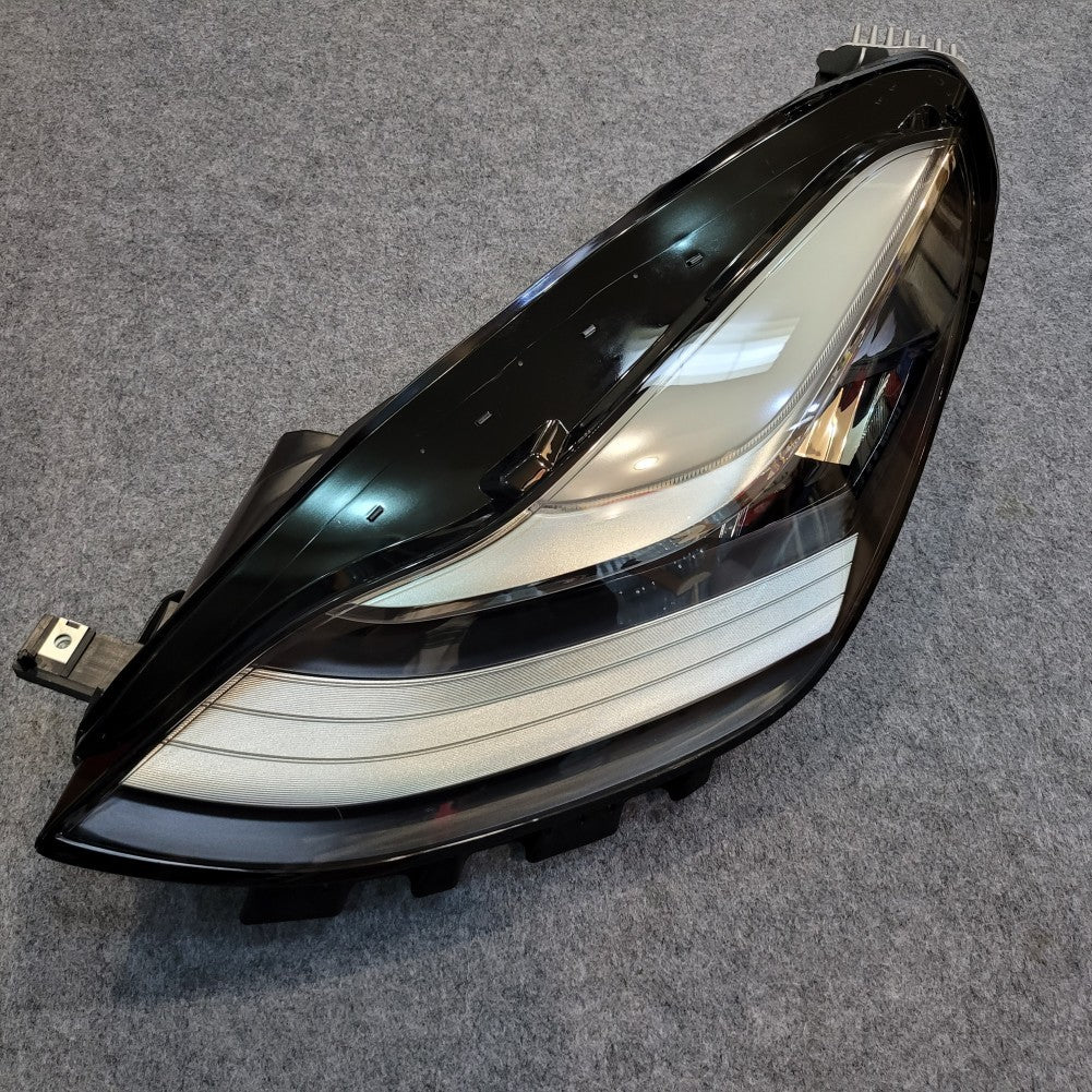 Headlight for Tesla Model 3 17-20