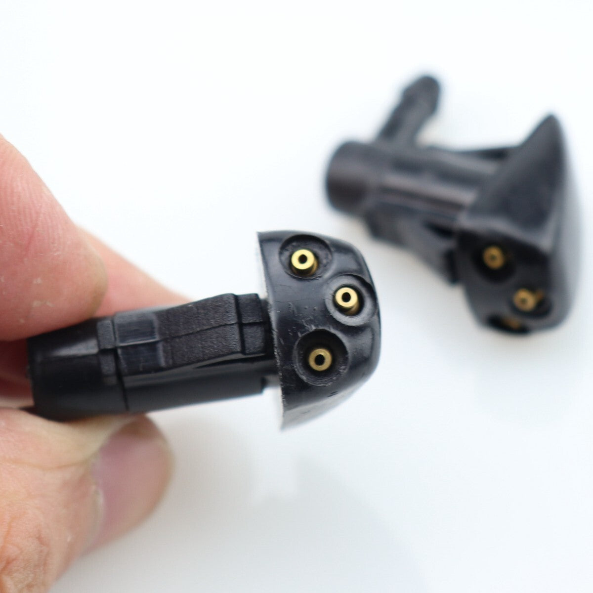 1 pairs Windshield Washer Nozzle For 05-08 for Tucson 986302E100