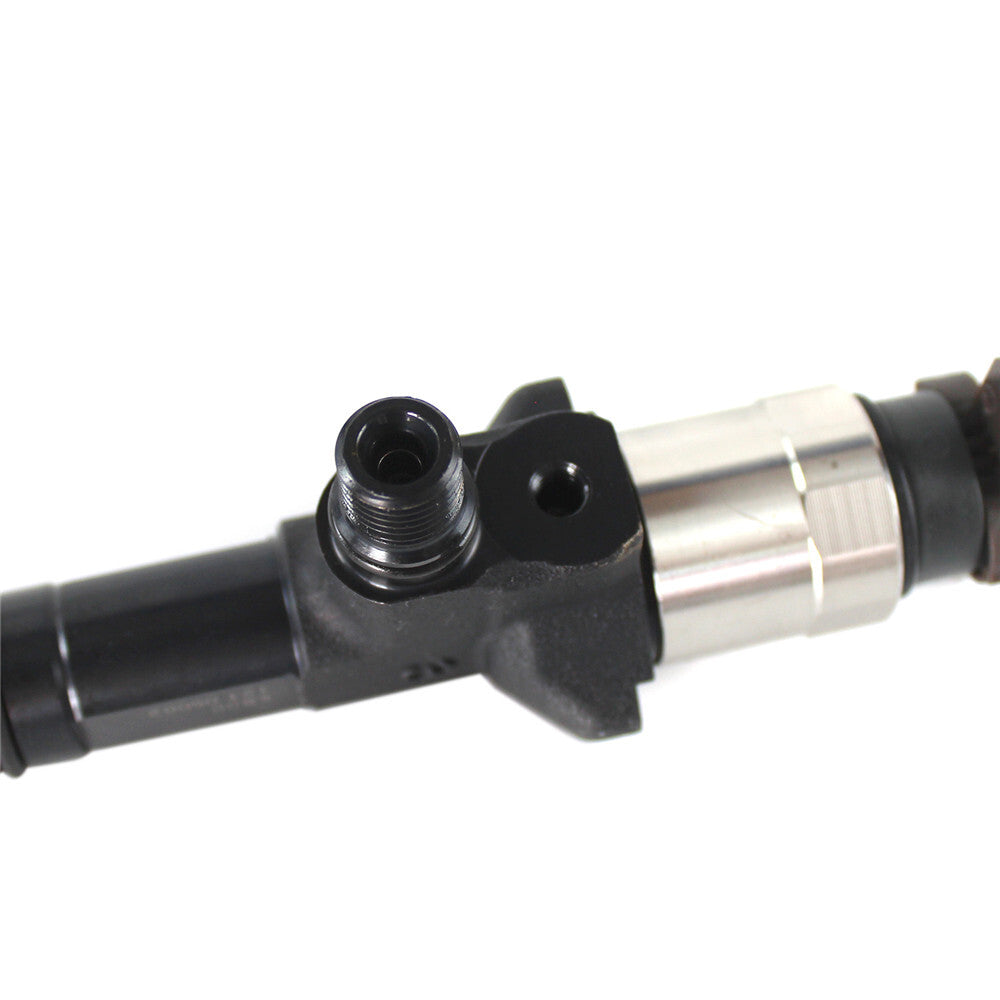 Fuel Injector 095000-6800 1J500-53050 For Kubota V3800DI Engine