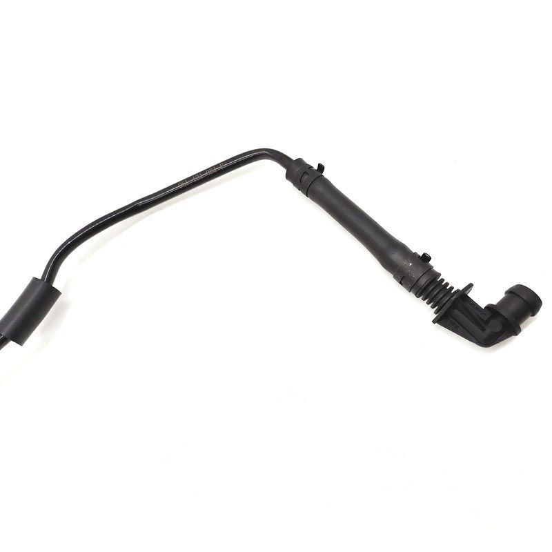 06L121081F Engine Coolant Reservoir Hose 06L121081F for Audi A4 A5 A6 Q5 17-21
