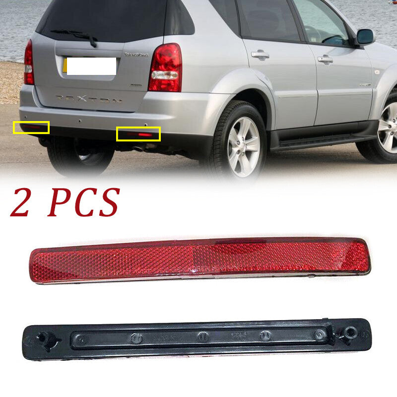 A pair of rear bumper reflectors suitable for Ssangyong REXTON 2006-2017 and KYRON 2007-2011