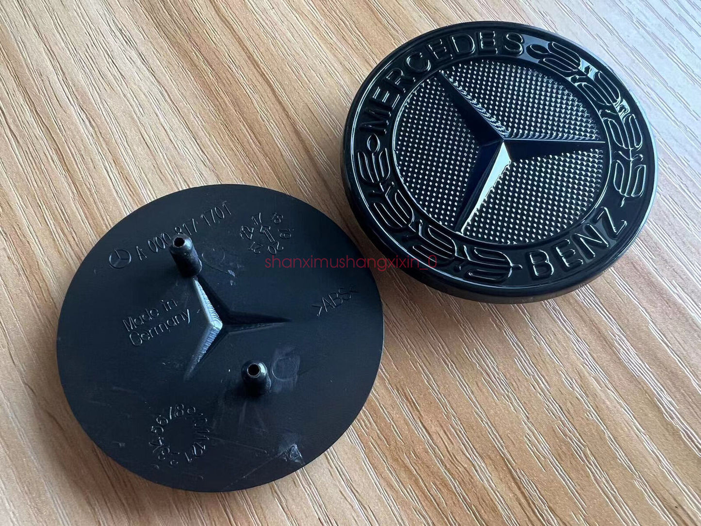 A0008171701 Suitable for Mercedes-Benz CLK CLS E ML GL Front Cover Badge with Black Embroidered Embroidery