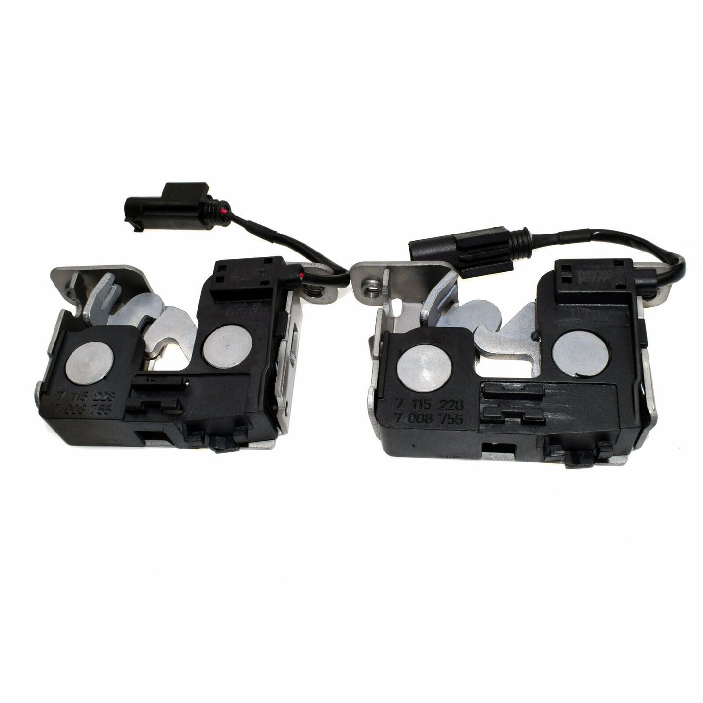 One-piece front lower cover latch for BMW E83 E84 E60 E63 E64 E90 E92 E93 E82 E88