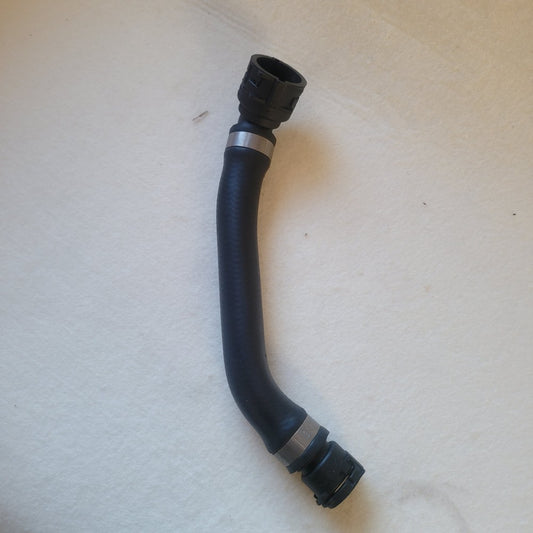 Water coolant hoses are suitable for Mercedes-Benz A-Class W177 (2018-19).