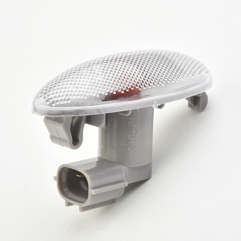 One set of 12V turn signals suitable for Toyota 12.2005-03.2011/RAV4 01.2006-02.2009