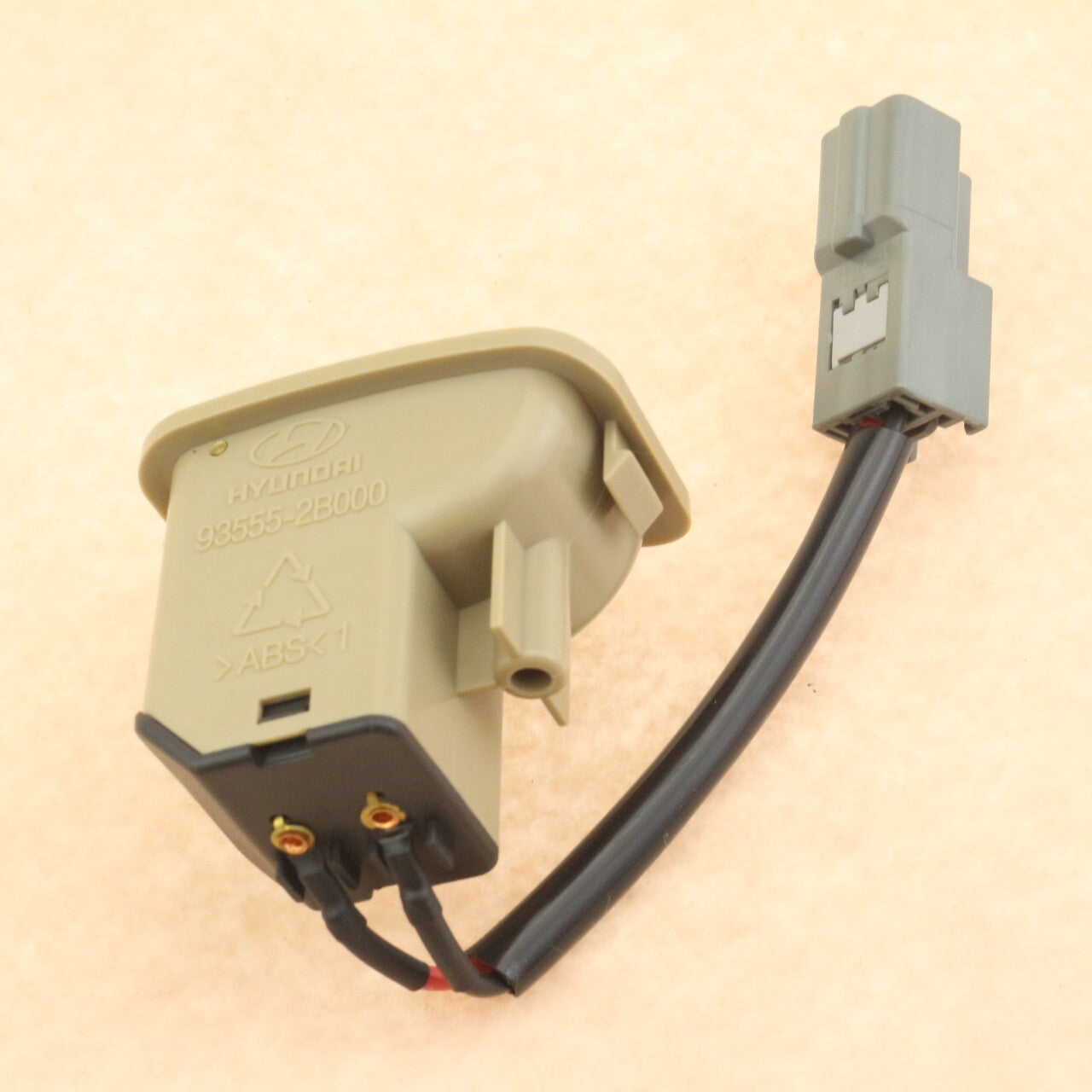 Fit for Hyundai Santa Fe 07-09 Fuel Gas Door Release Switch Beige 93555-2B000J9