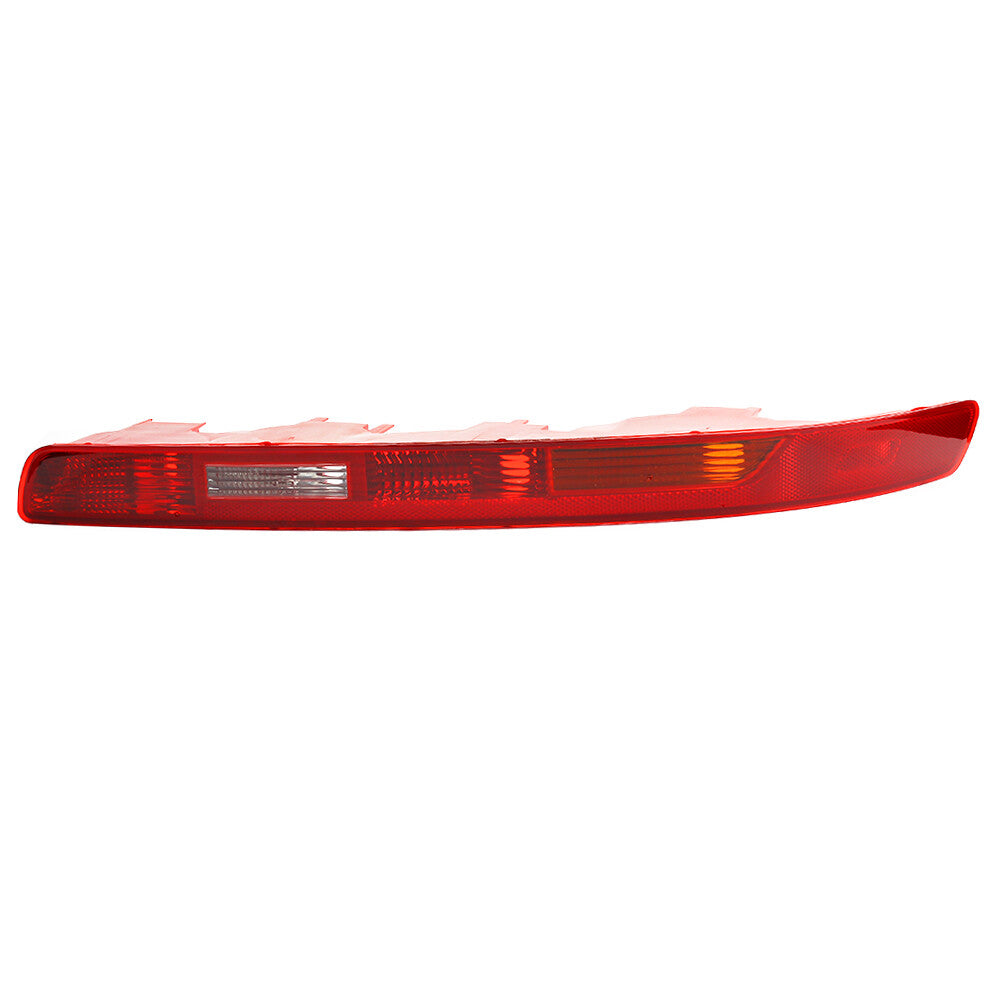 The reverse stop fog light on the lower bumper of the right rear taillight is applicable to 2006-2015 for Audi Q7 models.