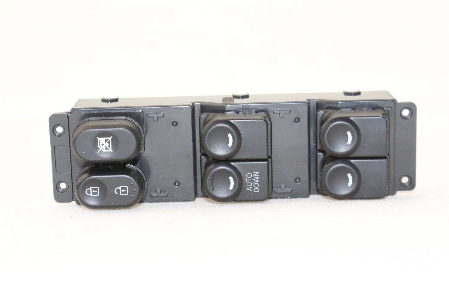 Car Electric Door Power Window Switch 93570-1R110 for Hyundai Accent 2012-2017