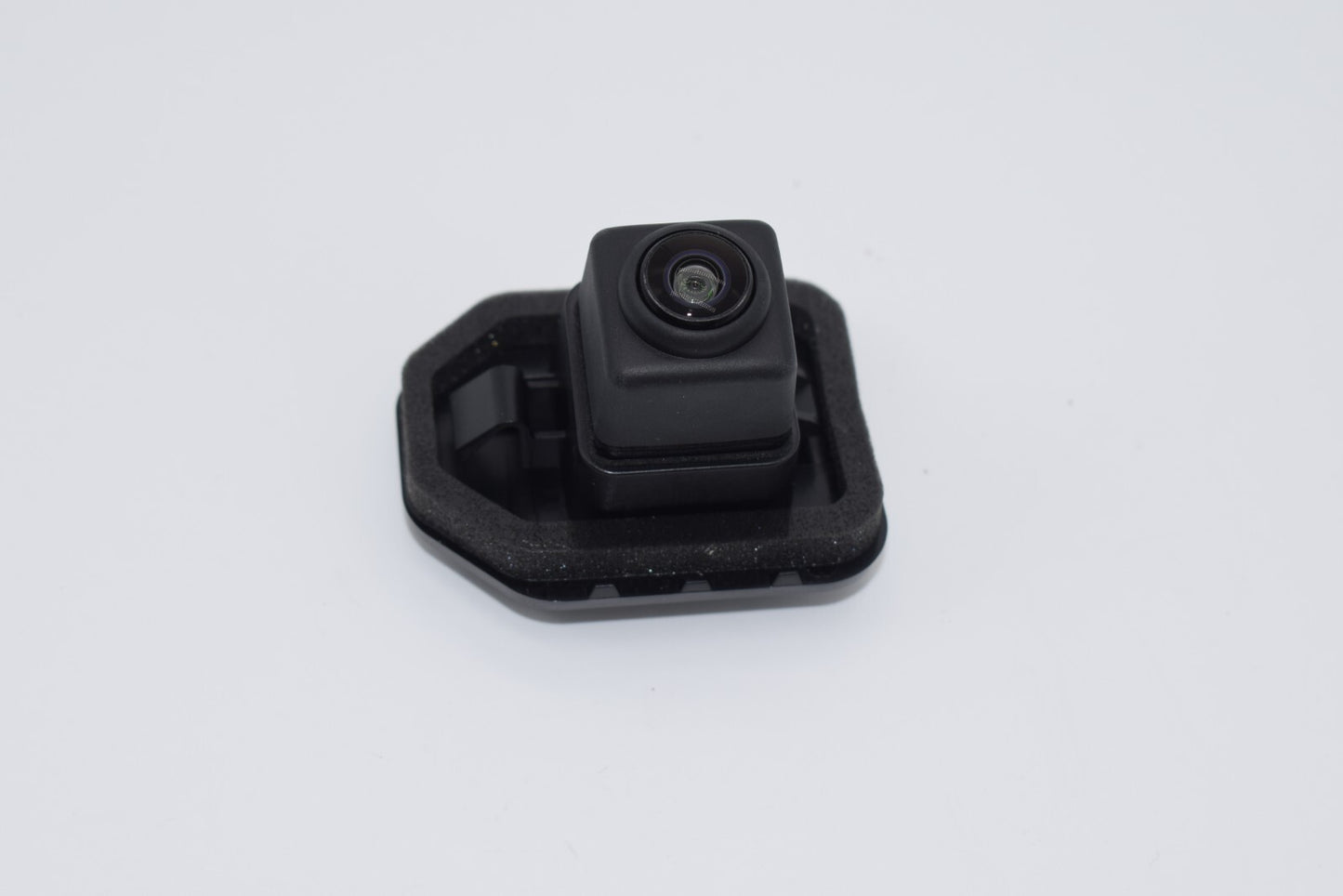 OEM Rear View Backup Reverse Camera 28442-5AA1C for 15-20 for Nissan Maxima Murano
