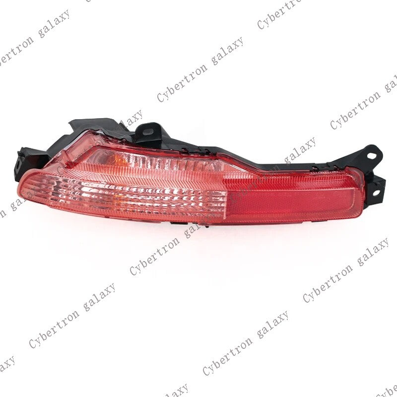Rear reflector for Infiniti EX35, EX37, QX50, QX80