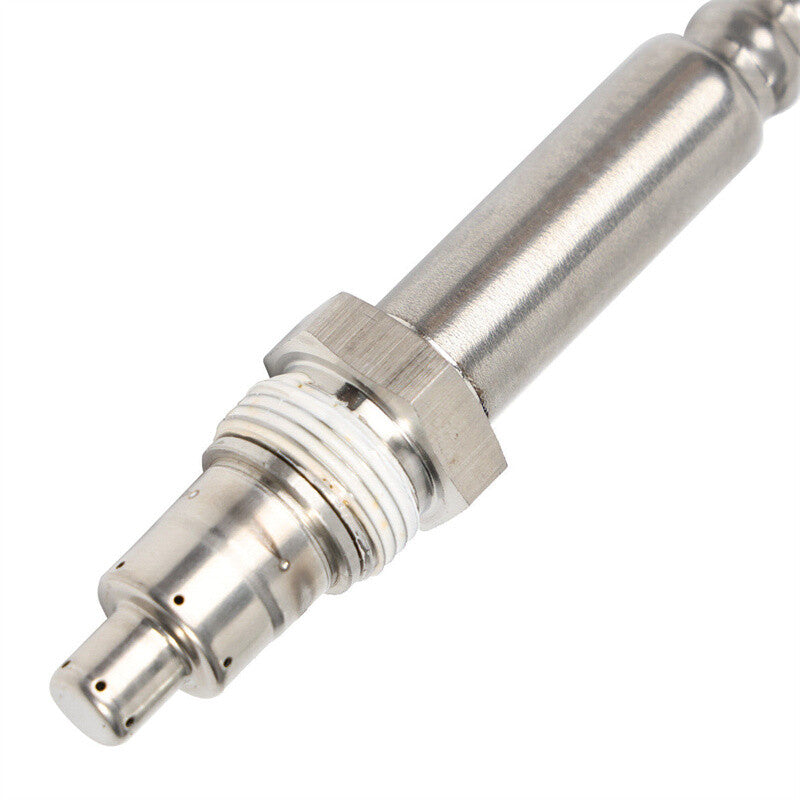 The new nitrogen oxide sensor is suitable for BMW 5 Series E60 E93 E90 5WK96610L 758712905