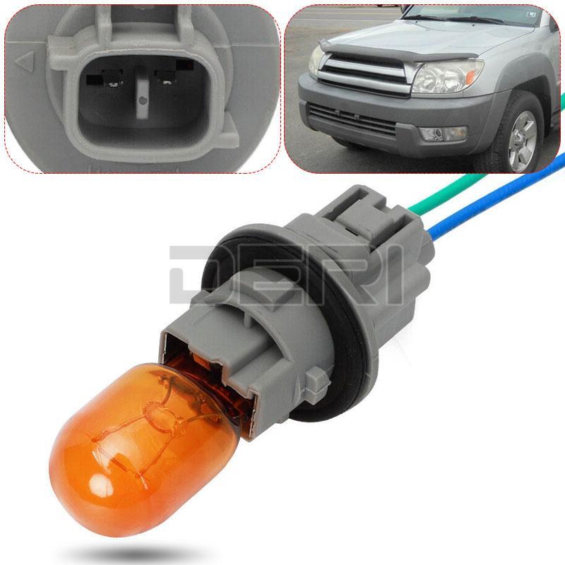 Turn Signal Bulb Socket and Connector Pigtail for Toyota 90075-60028/90980-11019