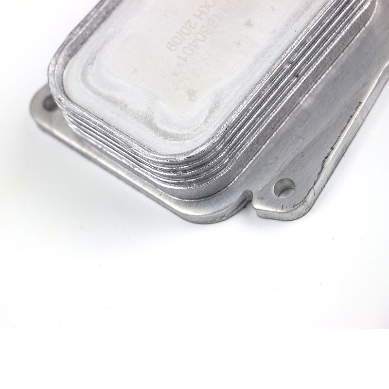 Engine Oil Cooler for Mercedes-Benz W211 W204 C200 C230 E200 SLK200 A2711880401