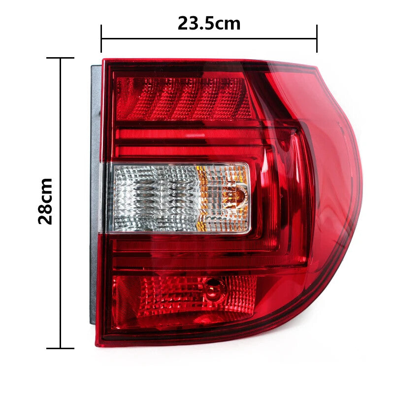 Applicable to for Skoda Yeti 2014 - 2017: Right taillight, bumper light, brake light, turn signal.
