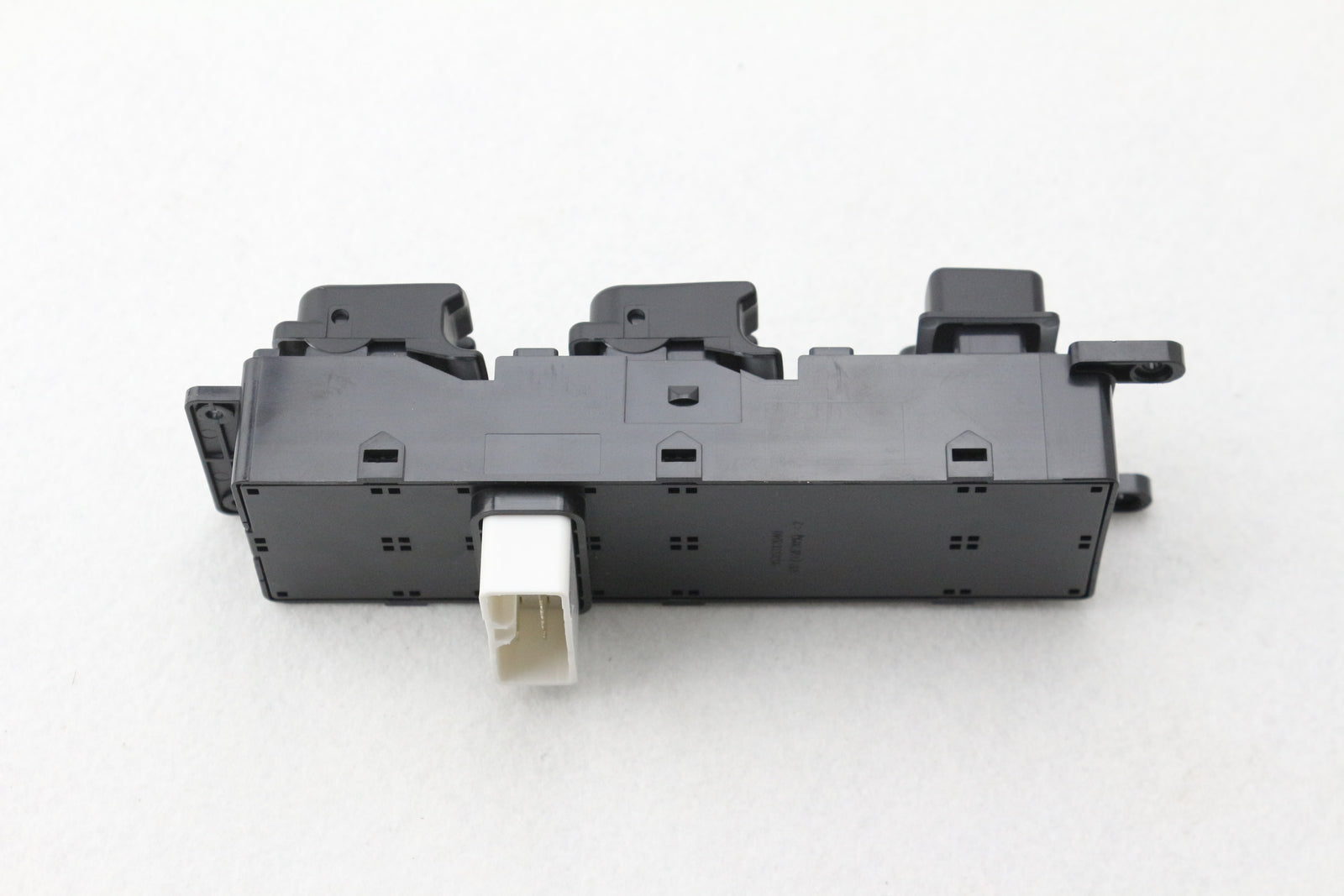 Driver's Side Power Window Switch 93570-3K000 Suitable for Hyundai Sonata 06-08