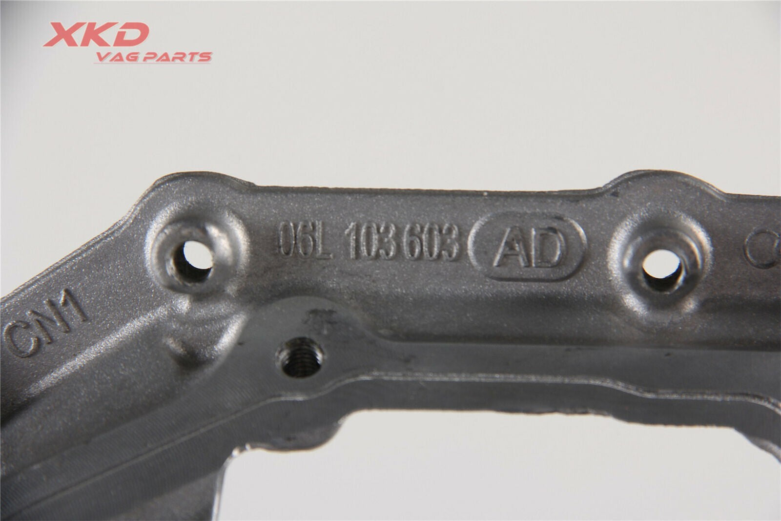 1.8T and 2.0T engine oil pan suitable for Audi A4, A5, A6, and A7. CJEB CJED CNCD 06L103603M