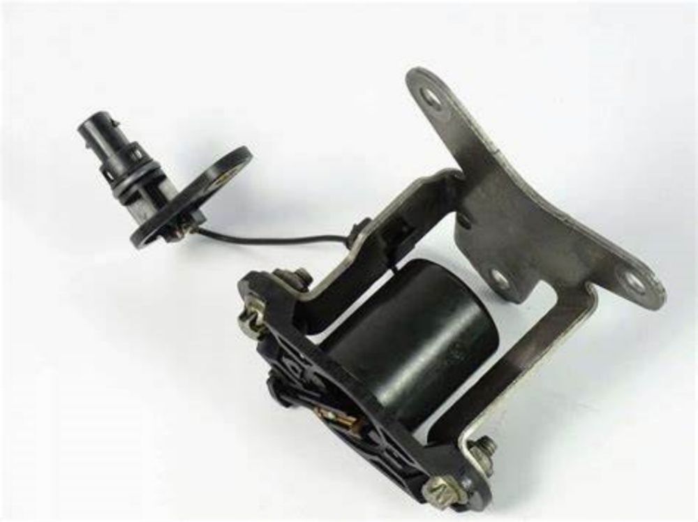 Engine oil grade sensor suitable for 2008-2011 for MERCEDES C300 3.5L A0011530332