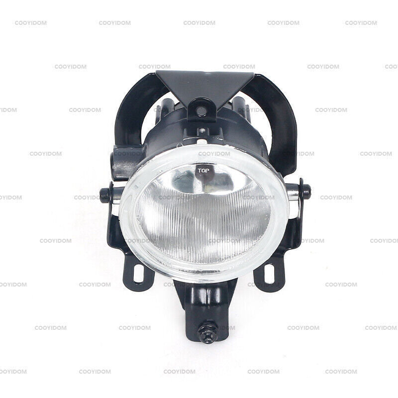 Left side applicable to Pajero Montero 2003-2006 front bumper fog light transparent driving light