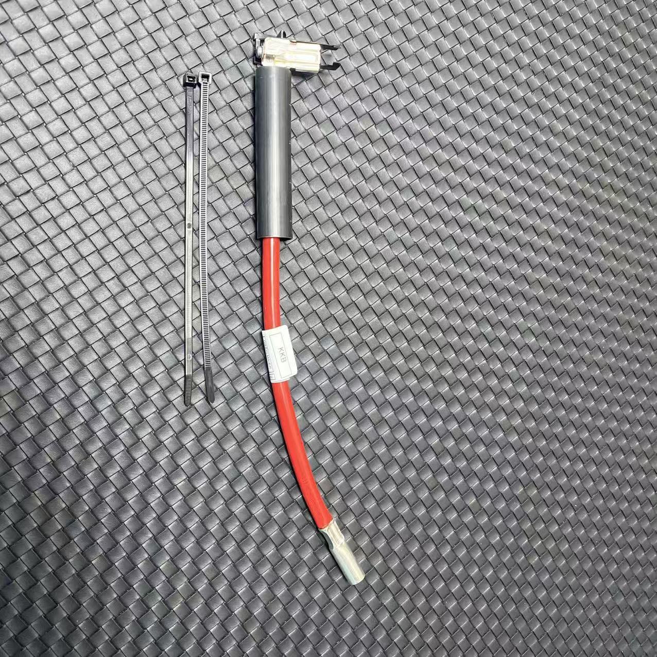 for BMW B+ 6129312133 Service Line