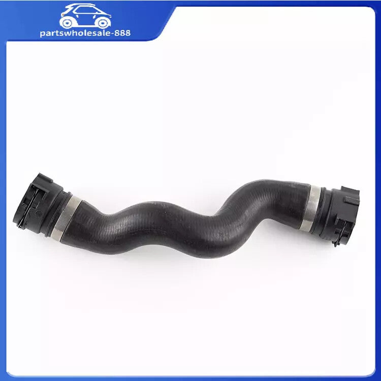 LR000931 Water Tank Coolant Hose Upper Radiator Hose for Land Rover LR2 2006-14