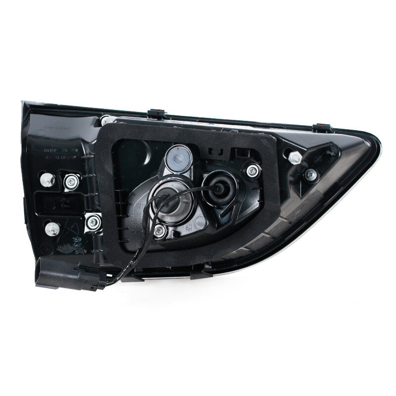 Right inner LED taillight and rear brake light applicable to for Ford Escape 2020 2021 2022