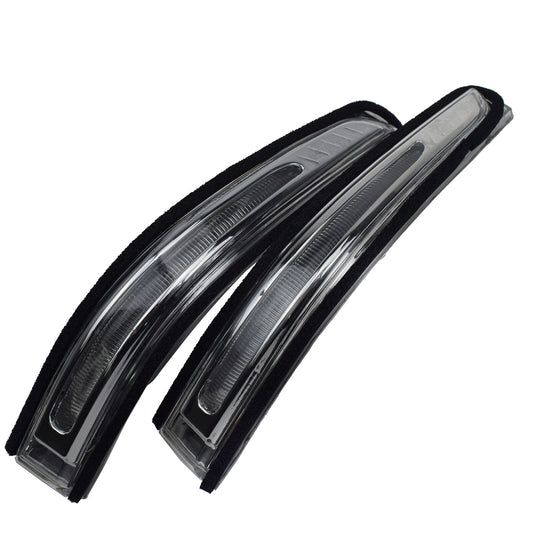 A pair of turn signals for left and right side mirrors suitable for Hyundai Santa Fe XL 2014 - 2017