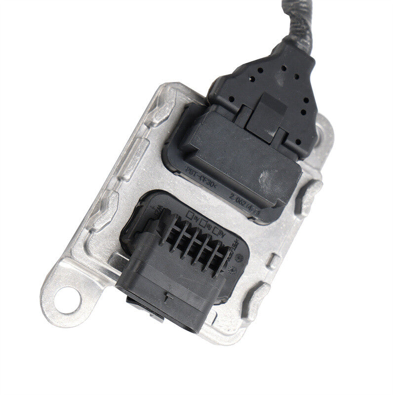 The new NOX sensor is compatible with for Vauxhall Insignia A 2.0 CDTi B20DTH 170HP 5487269 55500319