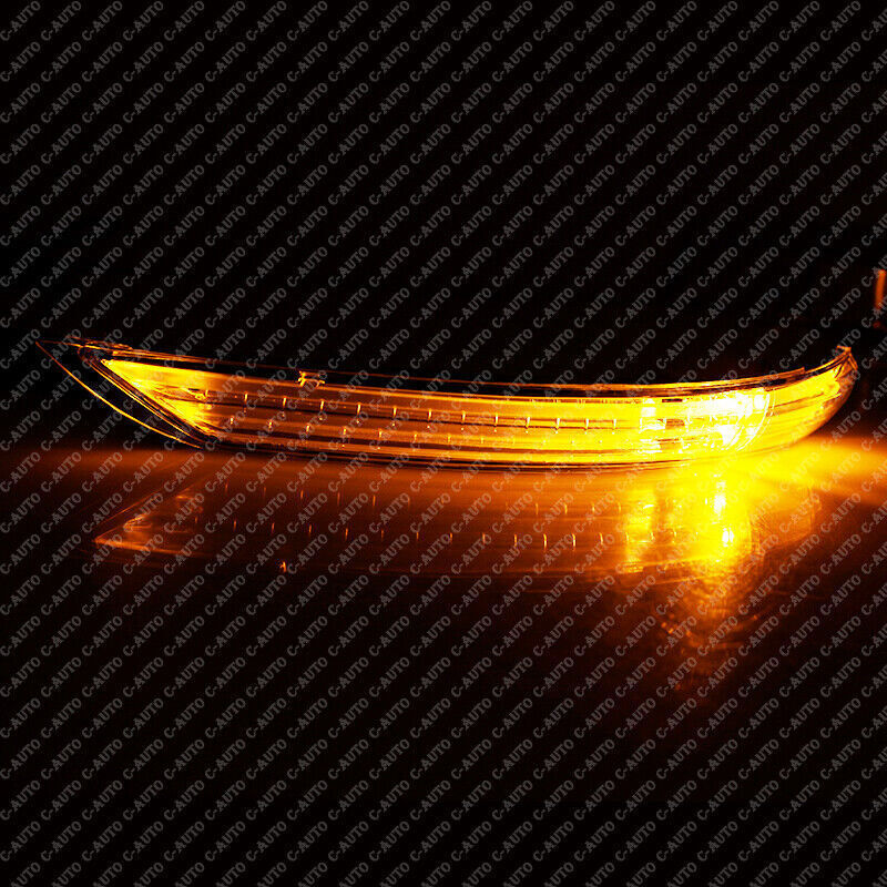 The left rearview mirror turn signal is applicable to for Volkswagen Touareg 2007 - 2011 7L6949101C