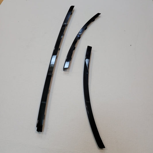 Front insert molding is suitable for Land Rover for Range Rover 2018 - 2022