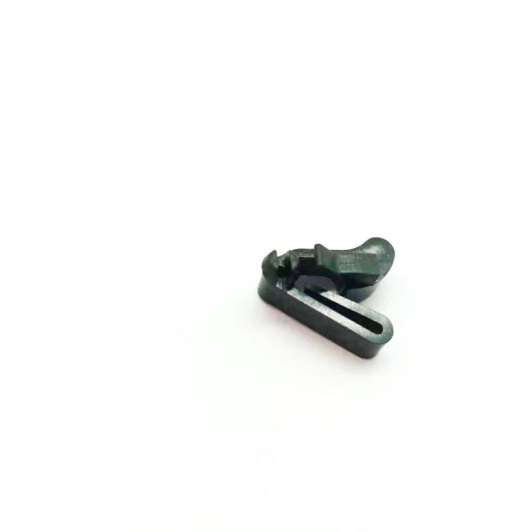 2Pcs Gas Fuel Door Latch Clip for Land Rover Discovery 2 for Range Rover BPX700010