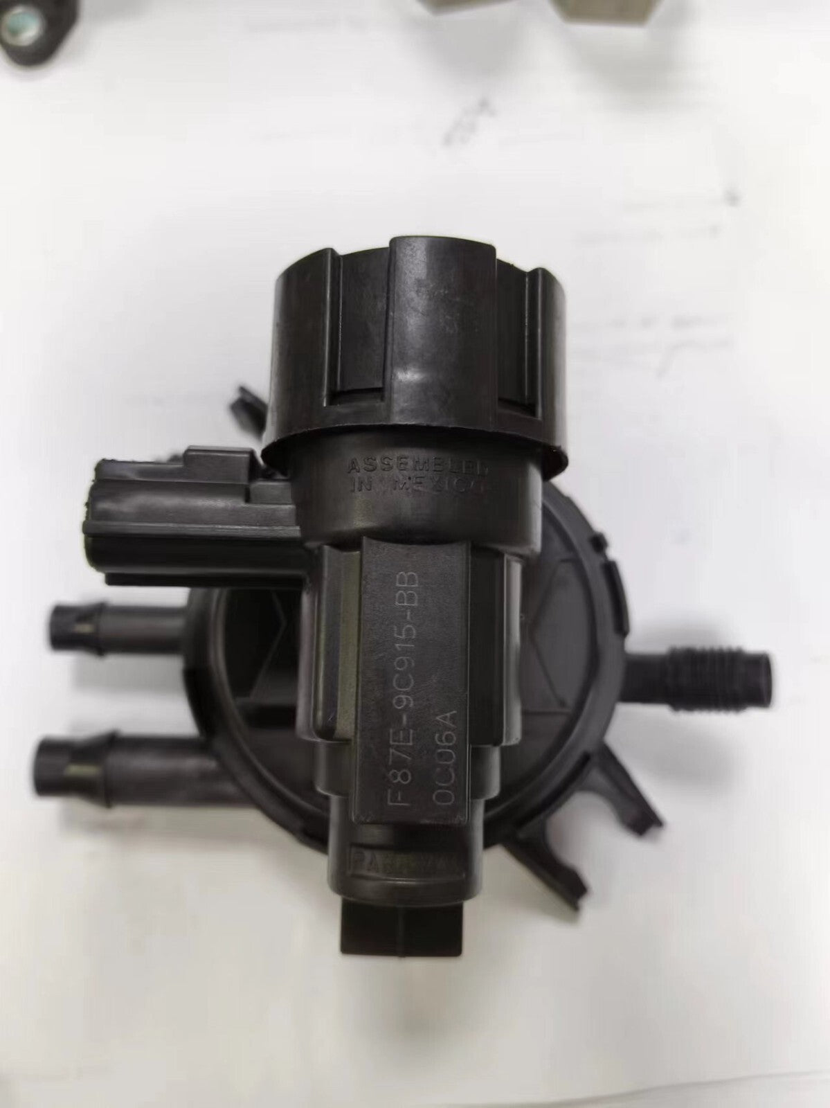 Genuine Motorcraft Vapor Canister Purge Valve F87E9C915BB F87Z9C915BA CX1701