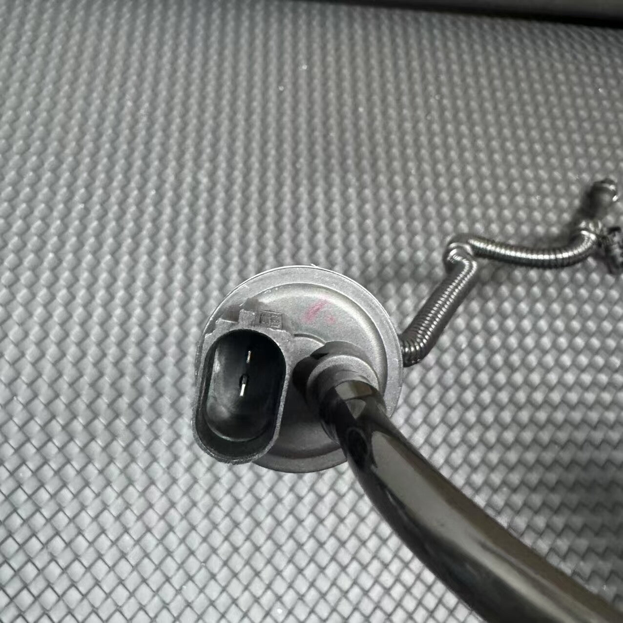 04E133366T Connecting Hose for Audi for A4 B8 2009-2016