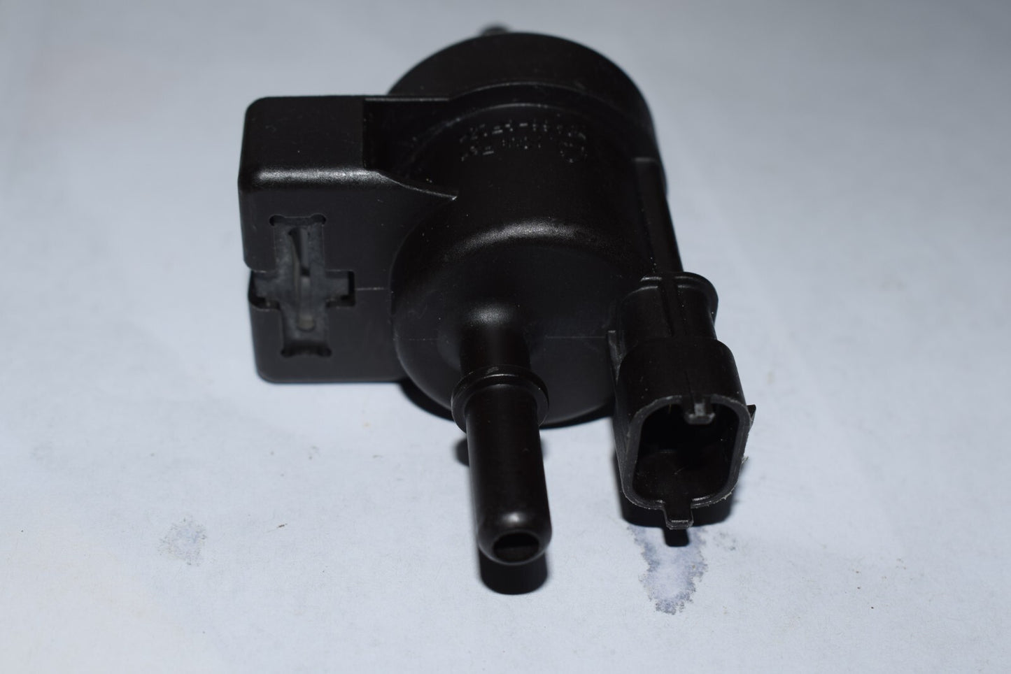 OE 0280142522 Vapor Canister Purge Solenoid Valve 55583792 for Opel Insignia 1.6