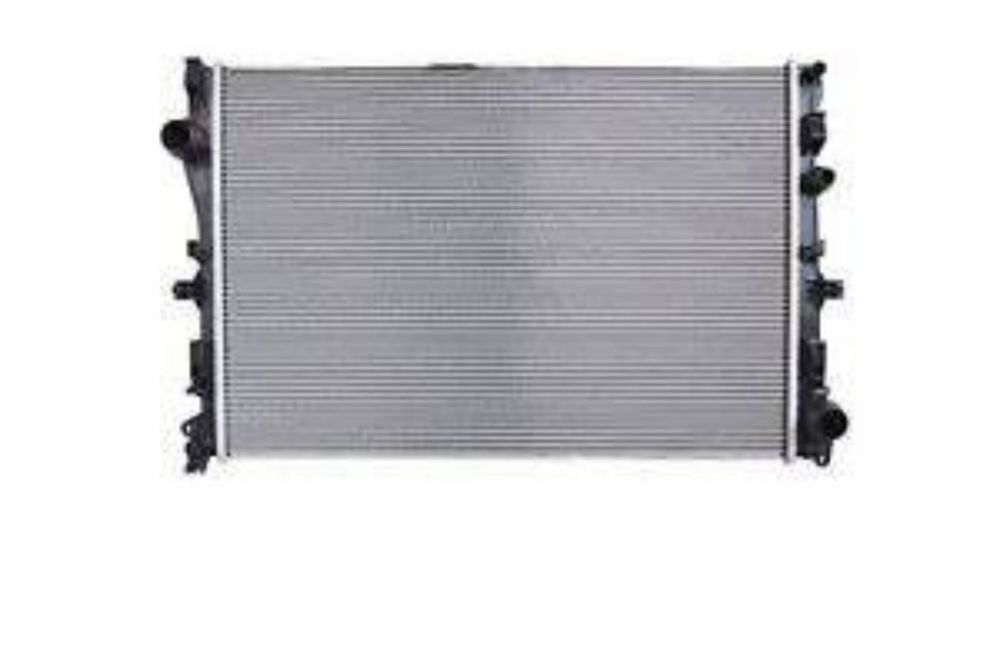 Engine cooling radiator suitable for A0995004201 0995004201