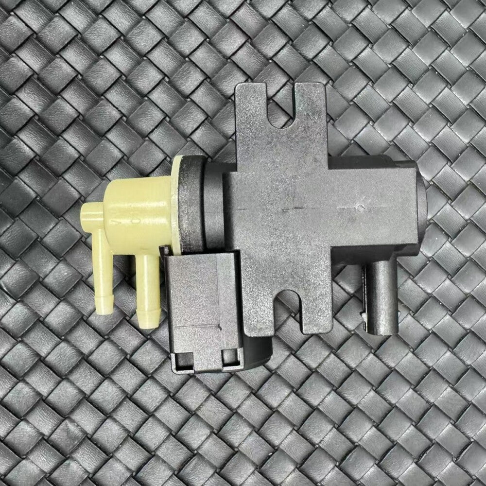1 PC Pressure Valve for Mercedes-Benz A, C Class W176 12-18