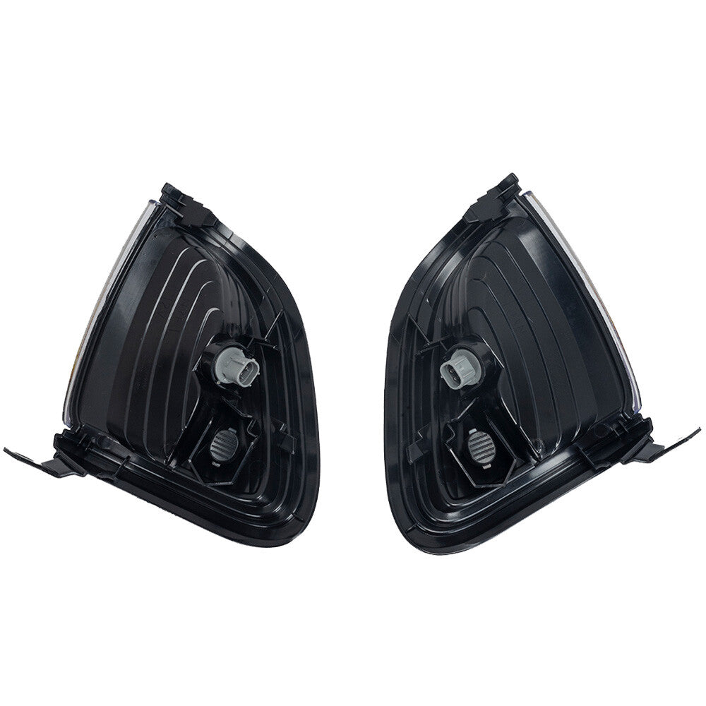 Side marker, corner parking light, turn signal pair applicable to 2001-2004 for Toyota Tacoma