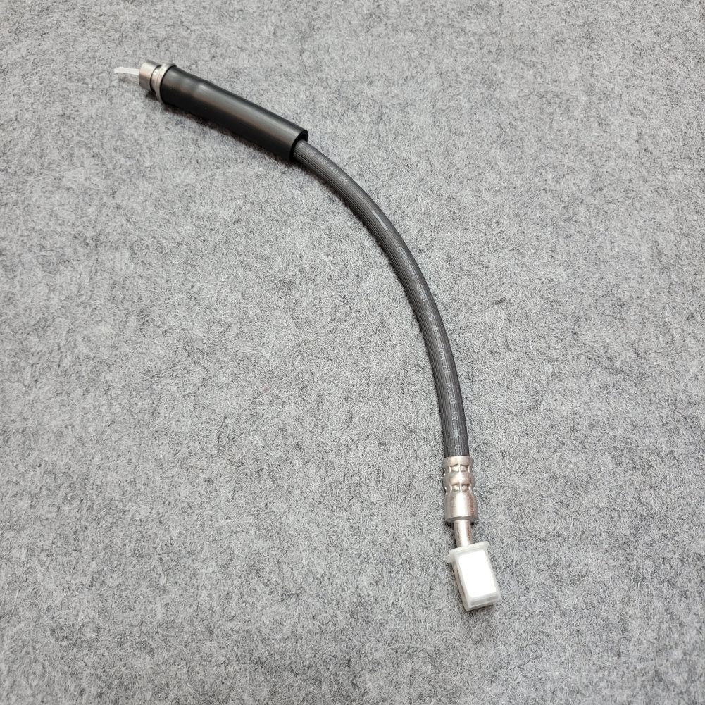 The front left upper control arm is suitable for Range Rover L320 10-13