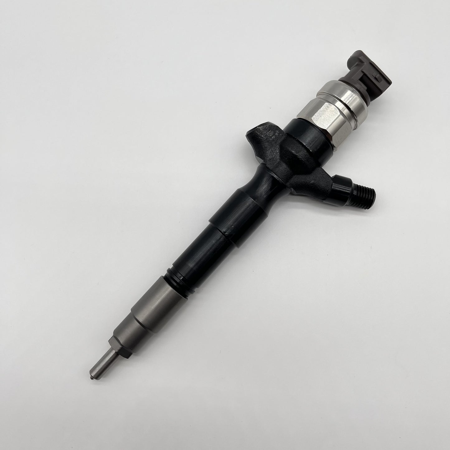 Diesel Fuel Injector Nozzle 095000-7400 23670-30220 2367030220 for TOYOTA HILUX