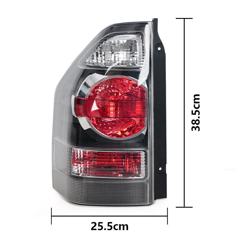 1Pair Tail Light Rear Turn Signal for Mitsubishi Pajero Montero 2003-2006