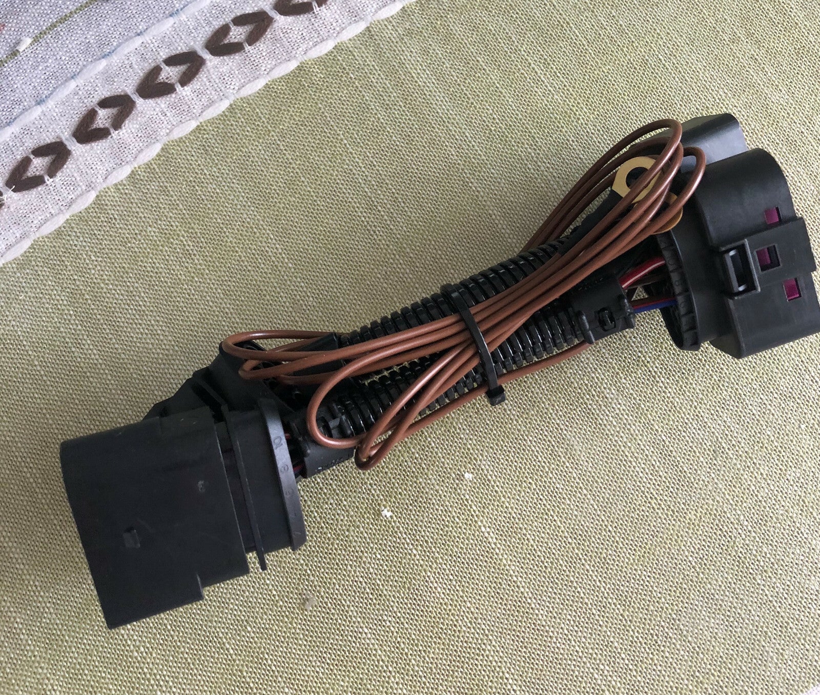 Retrofit Headlight adaptor cable halogen to xenon led DRL for vw for Golf GTI mk6