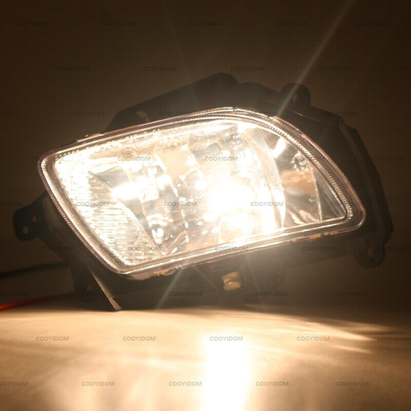 A pair of front bumper fog light drive lights for Hyundai Sonata NF Ser 2 2008 - 2010.