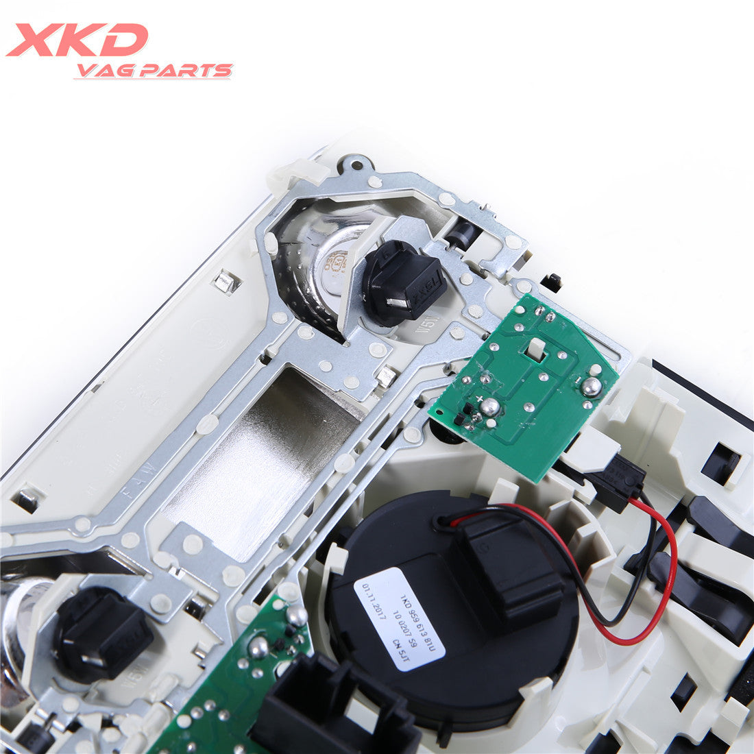 The sunroof dome reading light switch assembly is suitable for Volkswagen for Jetta , for Golf MK5, for Passat , and for Tiguan .