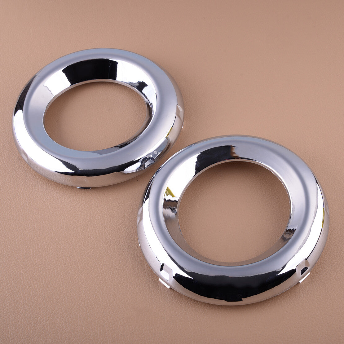 Front 2x fog light cover ring trim suitable for Toyota RAV4, limited edition 09-12.