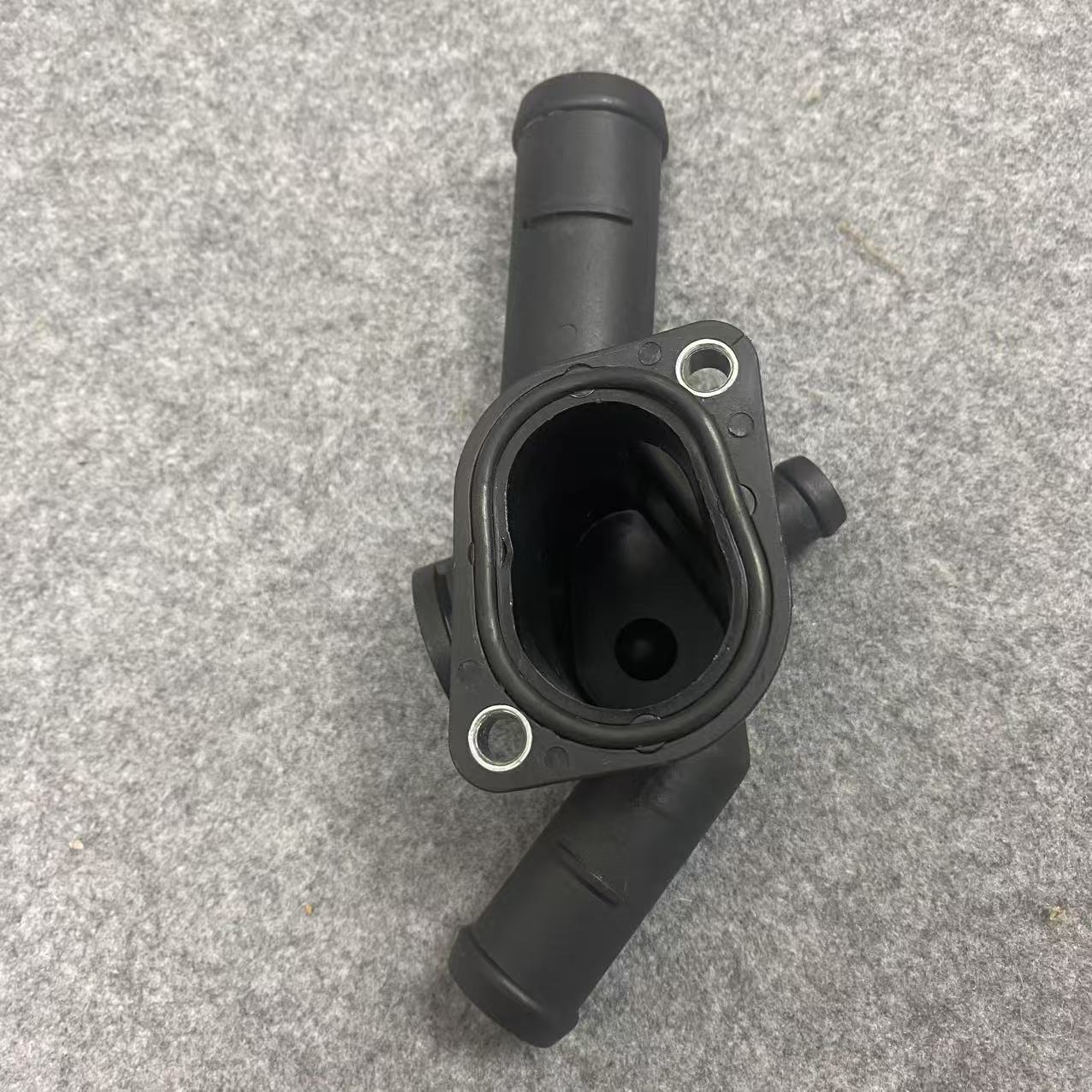 Engine Coolant Outlet Flange for Audi TT 1.8L 03-06