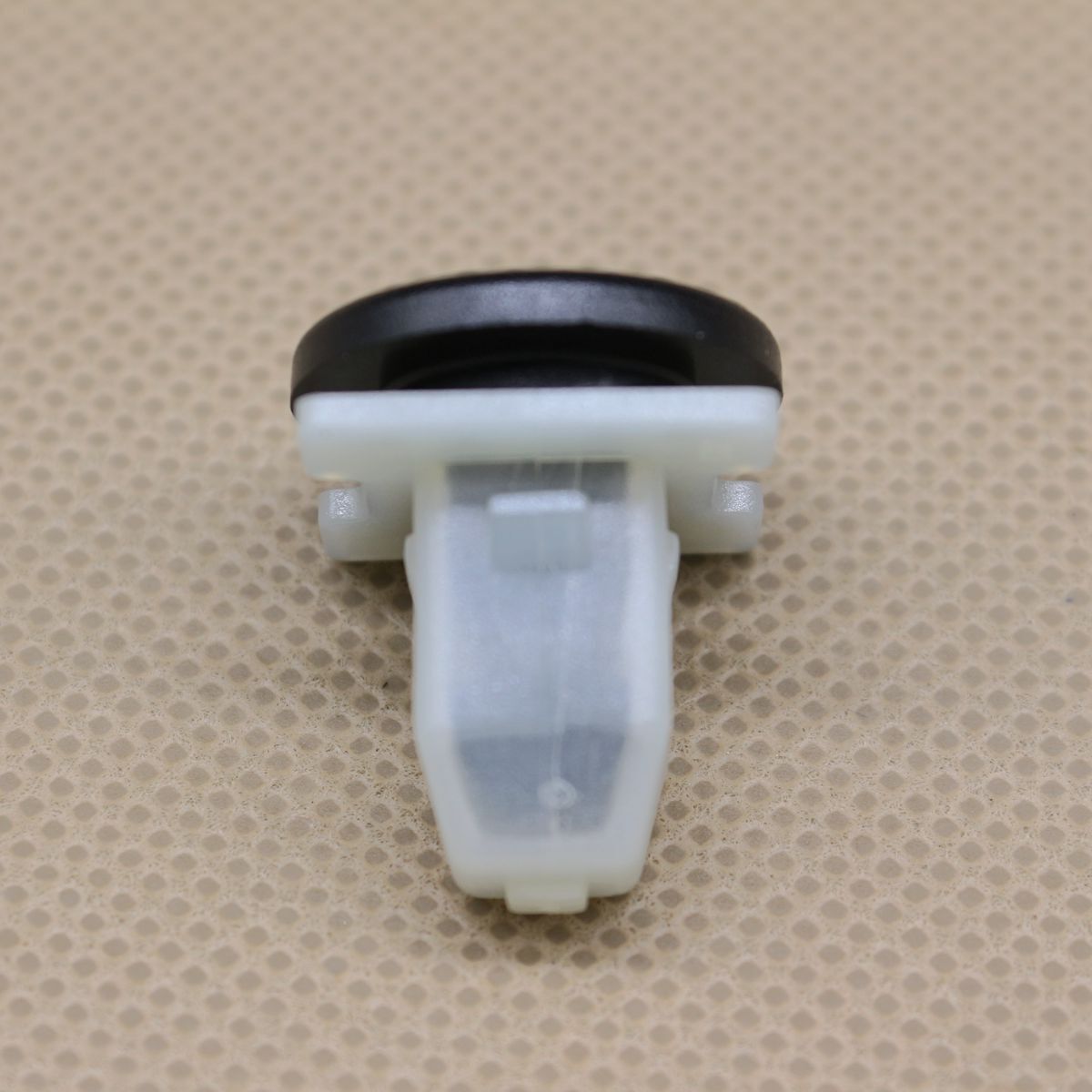 10-piece rear bumper cover cable tie clamp for Nissan Altima 63846-9E000